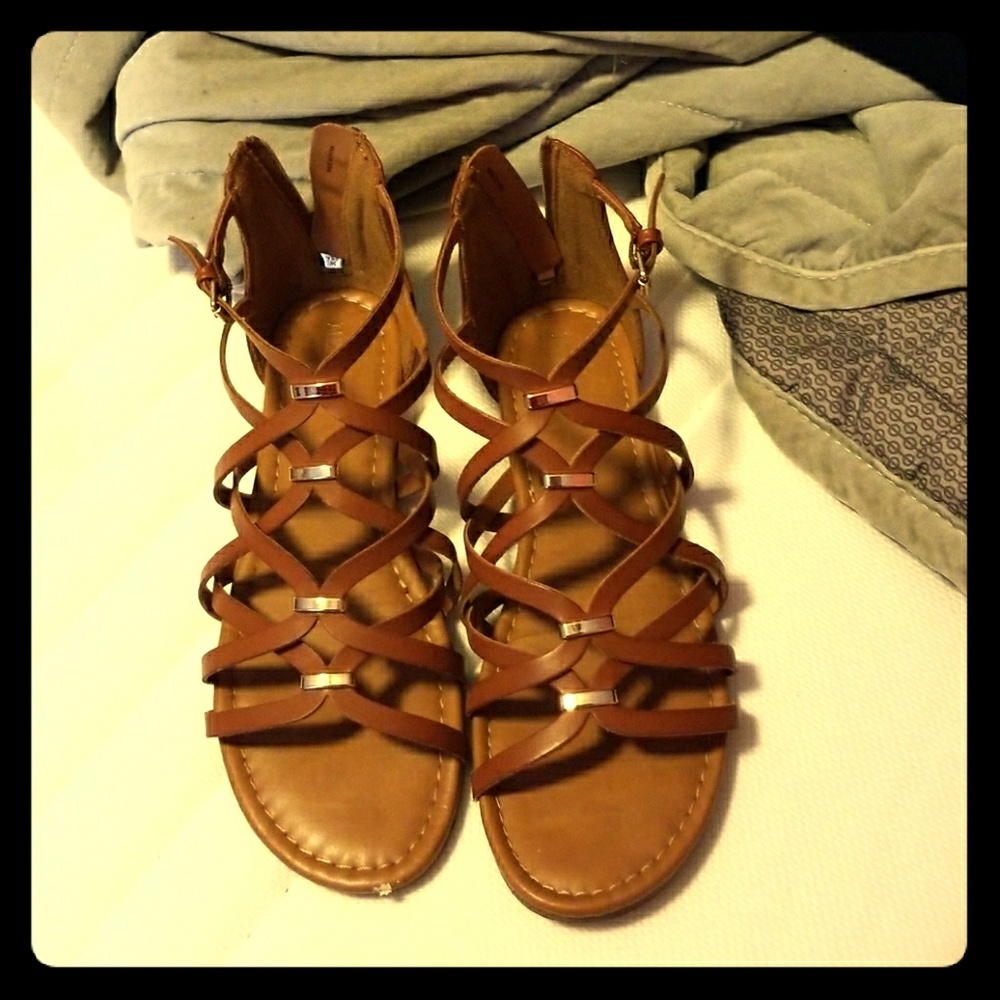 Brown foux leather sandals, zip up, size US 8.5